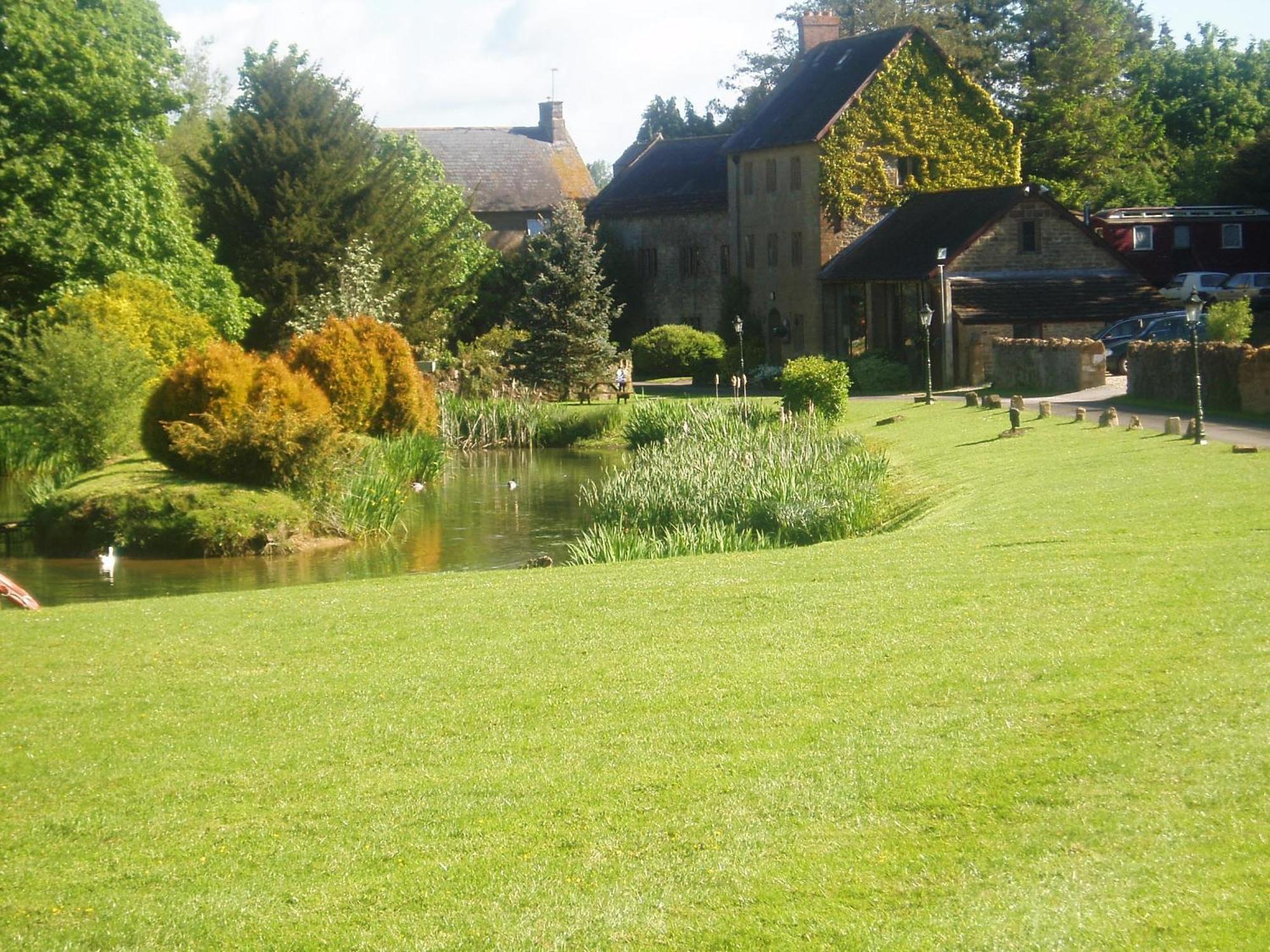 Haselbury Mill Hotell Crewkerne Eksteriør bilde